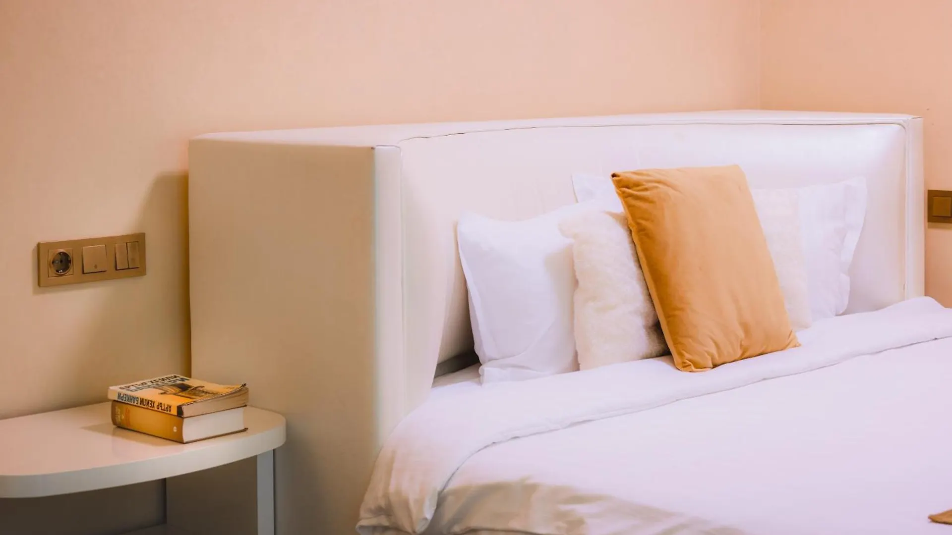 Hidden Bank: Pearls Hotel Plovdiv